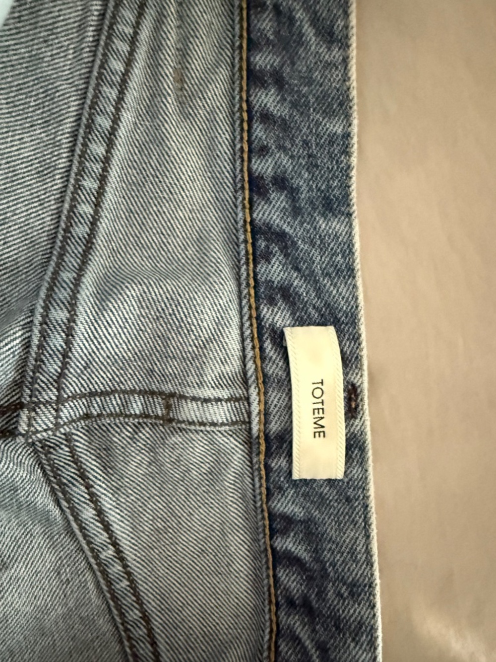 Toteme Twisted Seam Jean - Picture 8 of 11